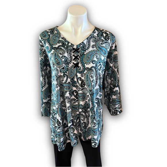 Plus Size 2X | Emaline Woman | Jersey | Tunic | Turquoise and Black Paisley - Picture 2 of 10
